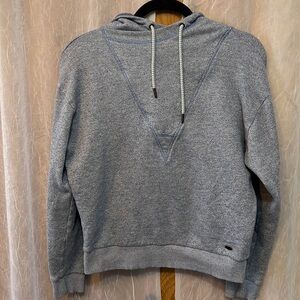 3/$20 oneil  hoodie. slim fit.